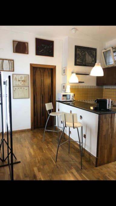 Book Art Loft Stiloso Collina Vomero *