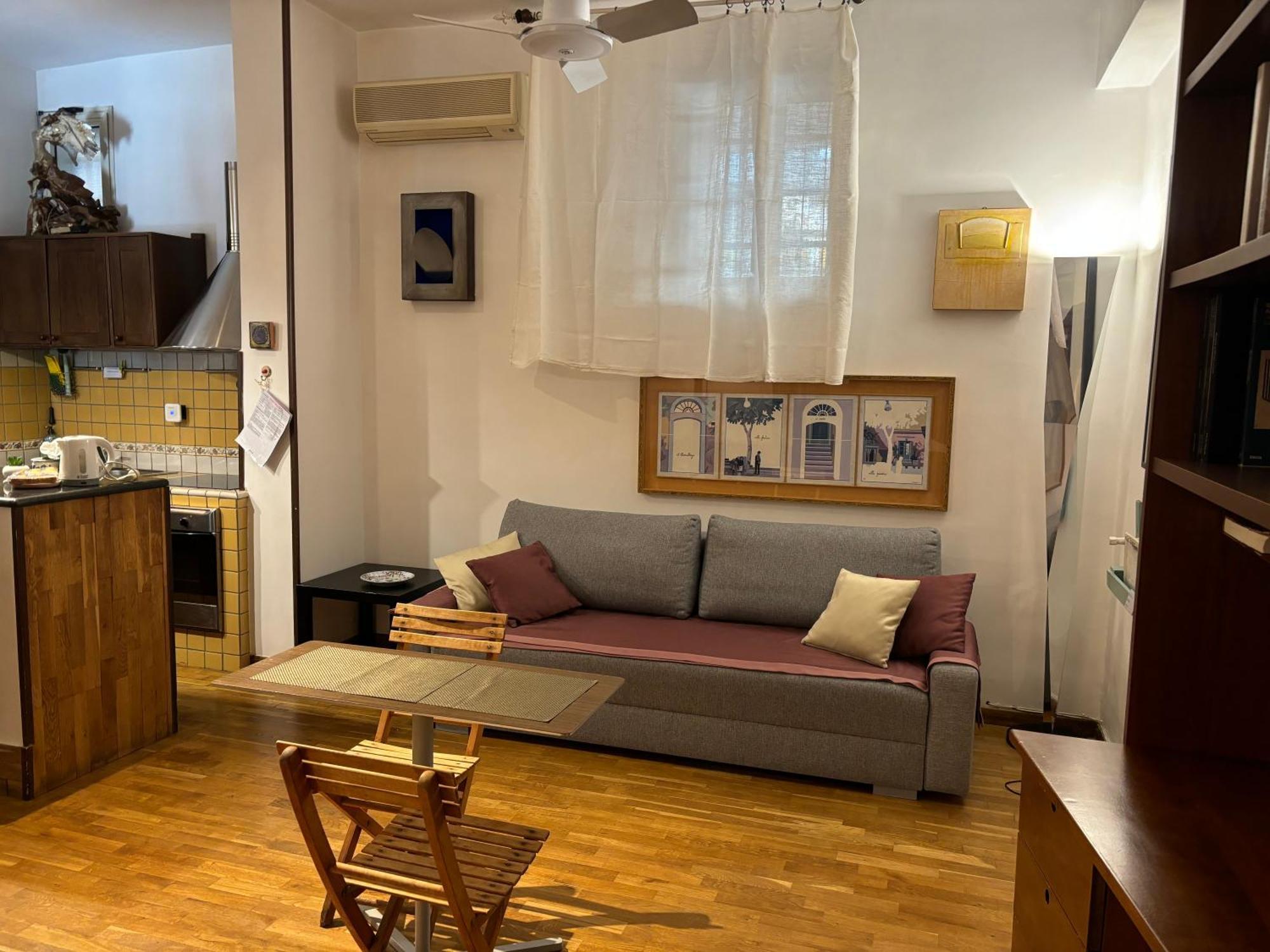 Apartment Book Art Loft Stiloso Collina Vomero *