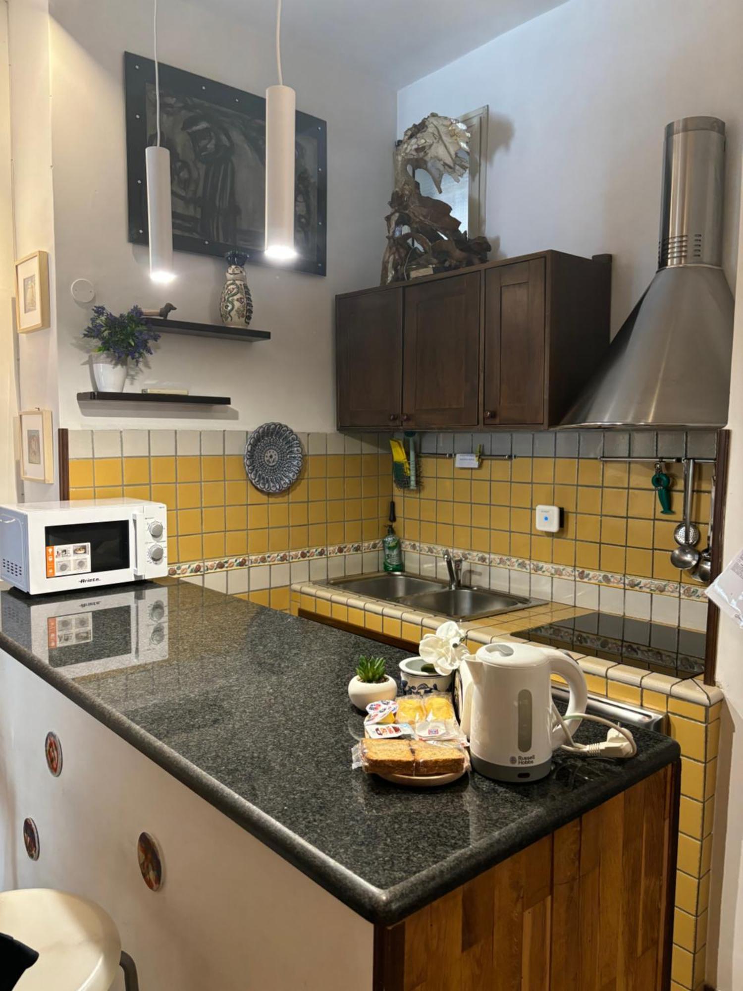 Apartment Book Art Loft Stiloso Collina Vomero Naples